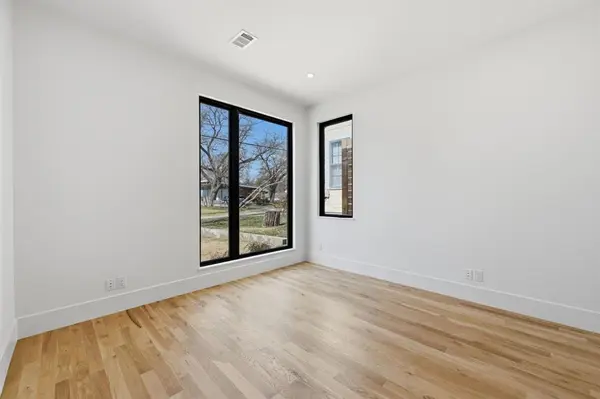 8806 Diceman Drive, Dallas, TX 75218