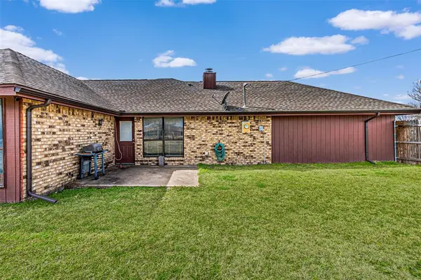 108 Cole Road, Red Oak, TX 75154