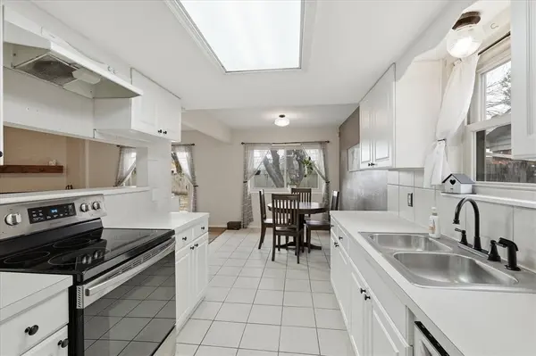 4748 Moss Rose Drive, Fort Worth, TX 76137