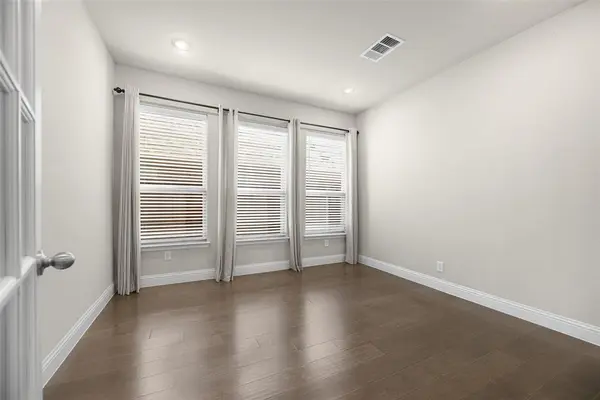 517 Lake Livingston Trail, Mckinney, TX 75071