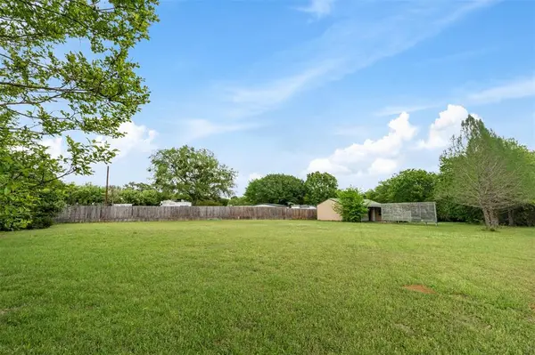 145 Vz County Road 2806, Mabank, TX 75147