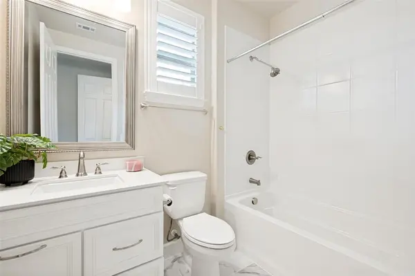 9820 Ironwood Drive, Denton, TX 76207