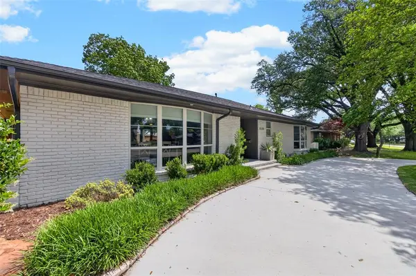 6233 Crestmont Drive, Dallas, TX 75214