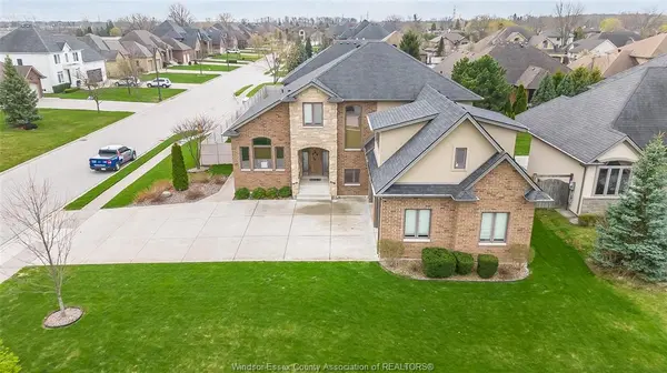 12337 CANDLEWOOD Drive, Tecumseh, ON N9K 0A3