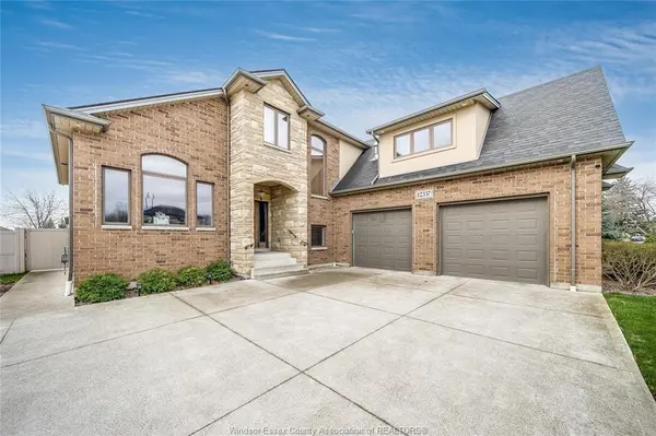 12337 CANDLEWOOD Drive, Tecumseh, ON N9K 0A3