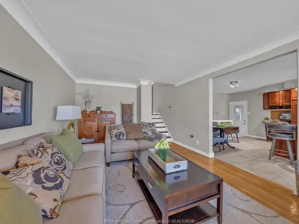 357 GAUTHIER, Tecumseh, ON N8N 2W3