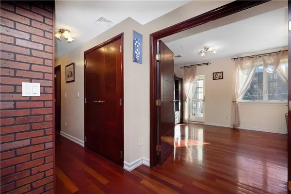 2874 Brighton 3rd ST #2, Brooklyn, NY 11235