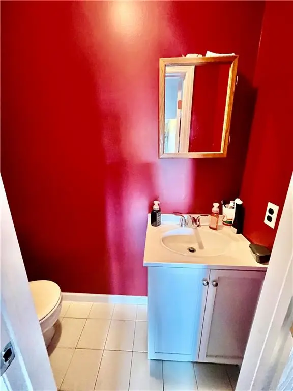 200 Dongan Hills AVE, Staten  Island, NY 10305