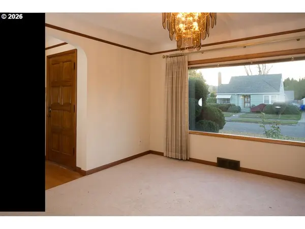 144 SE 85TH AVE, Portland, OR 97216