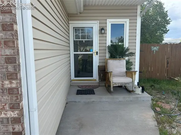 4410 Hennings DR, Colorado Springs, CO 80911