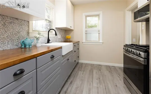 811 N Foote AVE, Colorado Springs, CO 80909