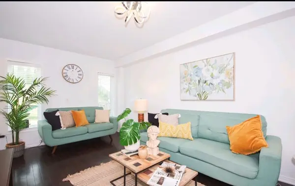 66 Westray CRES, Ajax, ON L1Z 0B3