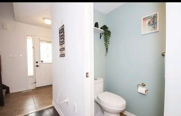 66 Westray CRES, Ajax, ON L1Z 0B3