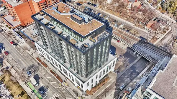 1660 Bloor ST W #309, Toronto W02, ON M6P 1B1