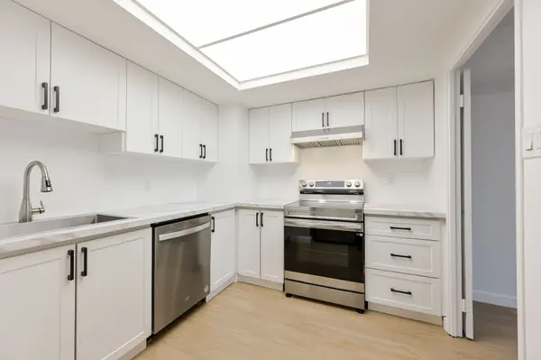 4460 Tucana CT #211, Mississauga, ON L5R 3K9