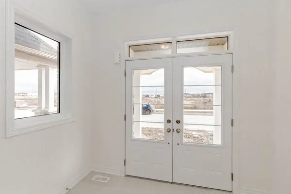 3919 Lodi RD, Burlington, ON L7M 0Z5