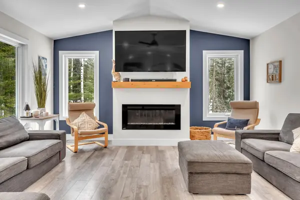 61 Astor ST S, East Ferris, ON P0H 1B0