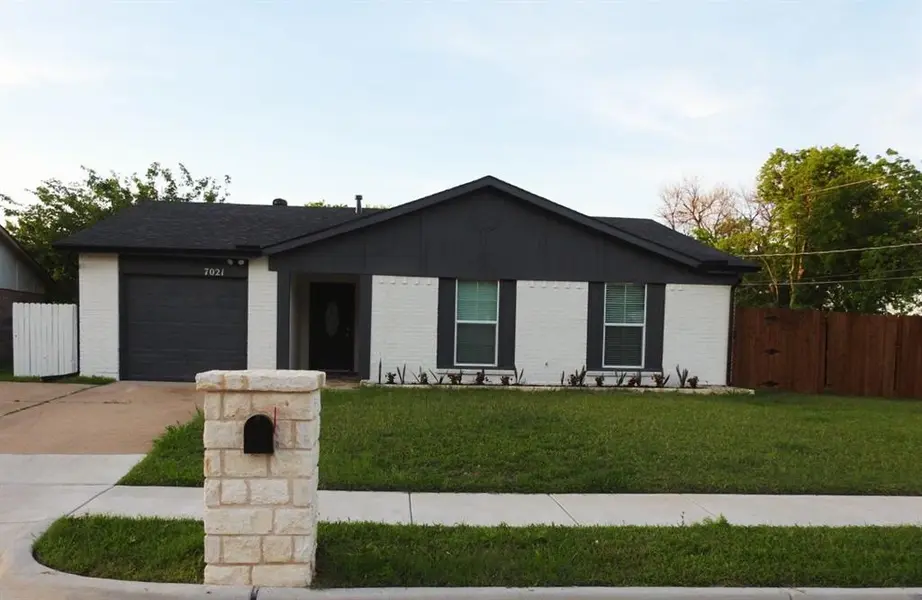 7021 Southampton Drive, North Richland Hills, TX 76182