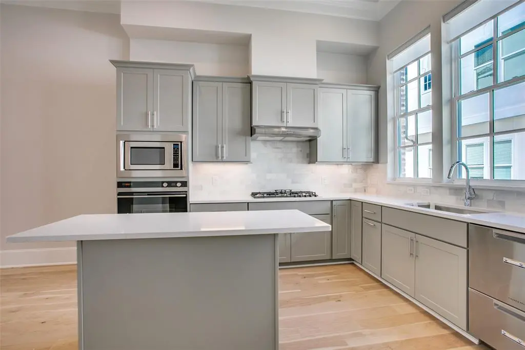 4639 New Water Lane, Dallas, TX 75219