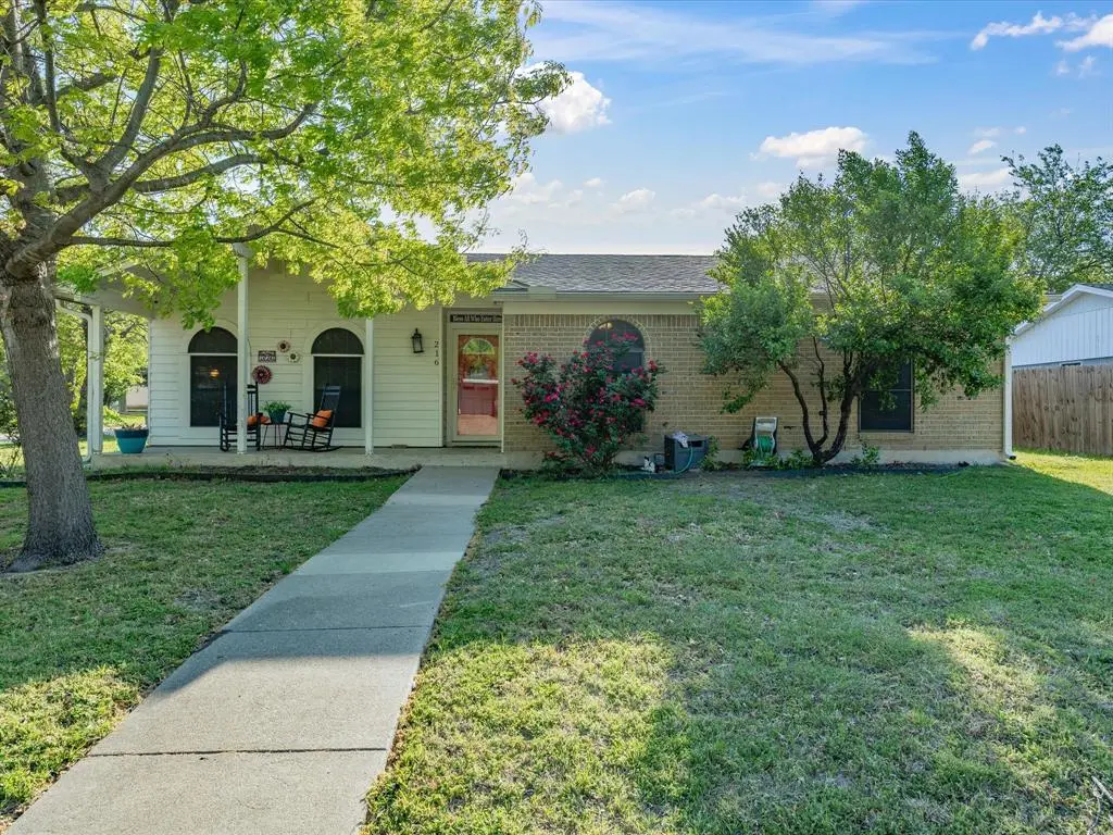 216 NE Cindy Lane, Burleson, TX 76028