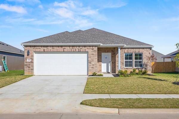 1021 Park Oak Lane, Crowley, TX 76036