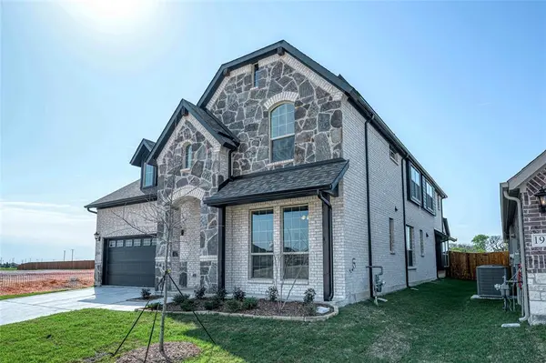 1909 Amber Gate Drive, Anna, TX 75409