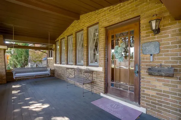 306 Prairie Avenue, Cleburne, TX 76033