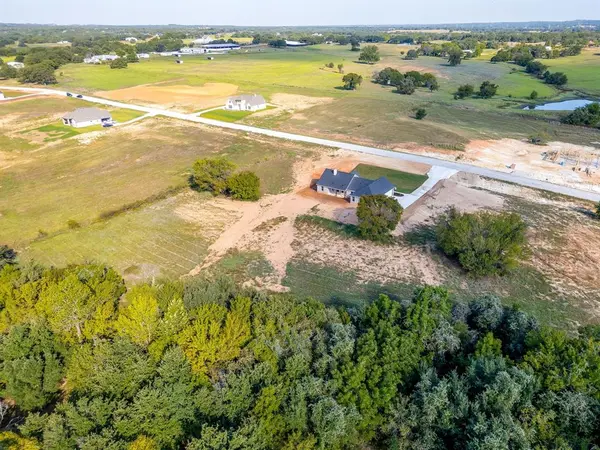 217 Kilkenny Road, Poolville, TX 76487