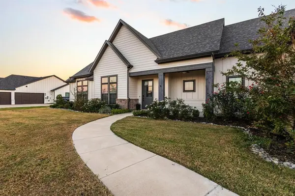 96 Stockton Drive, Van Alstyne, TX 75495