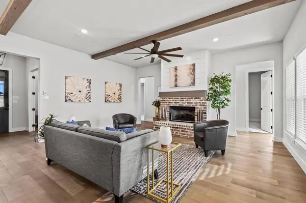 96 Stockton Drive, Van Alstyne, TX 75495