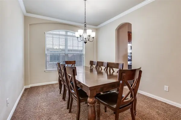 412 Dominion Drive, Euless, TX 76039