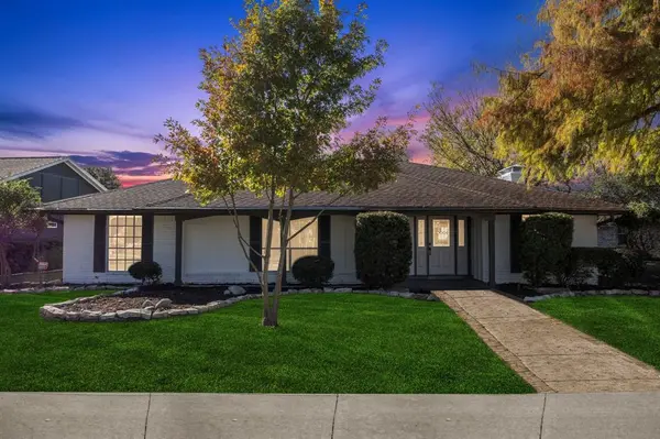 5909 Mark Lane, Rowlett, TX 75089