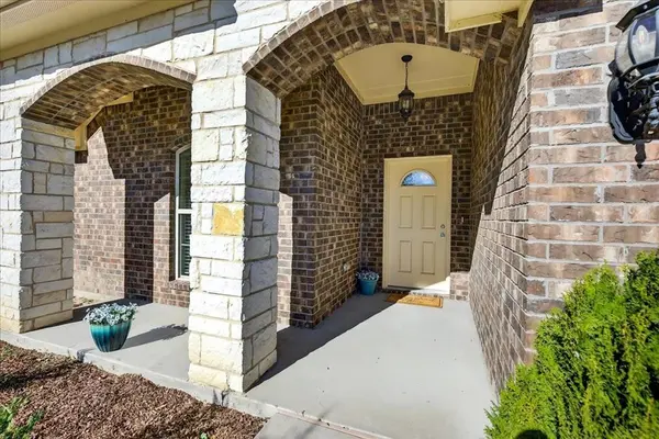 108 Westview Drive, Gun Barrel City, TX 75156