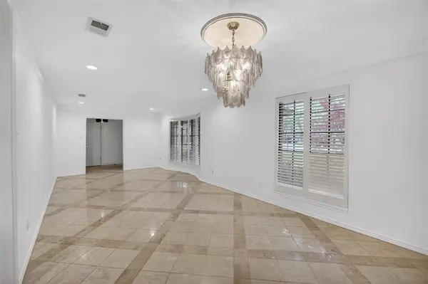 4915 Cross Creek Court, Arlington, TX 76017