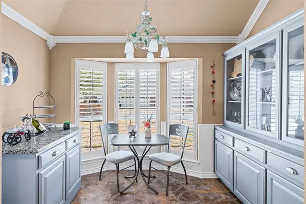 1208 Henard Lane, Granbury, TX 76048