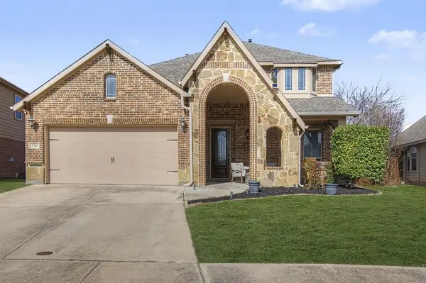 5728 Brookside Drive, Denton, TX 76226