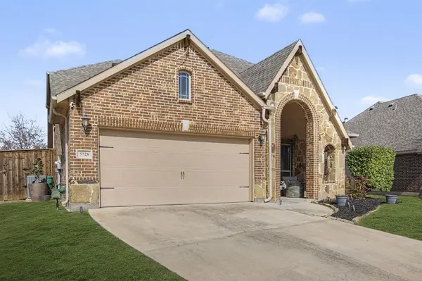 5728 Brookside Drive, Denton, TX 76226