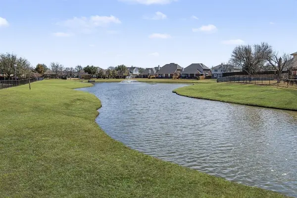 5728 Brookside Drive, Denton, TX 76226