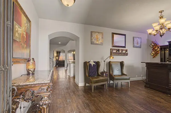 5728 Brookside Drive, Denton, TX 76226