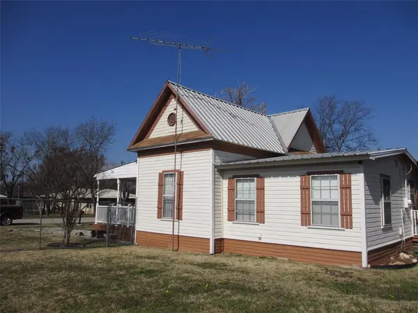 608 Colorado Street, Whitney, TX 76692