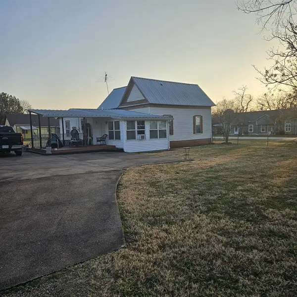 608 Colorado Street, Whitney, TX 76692