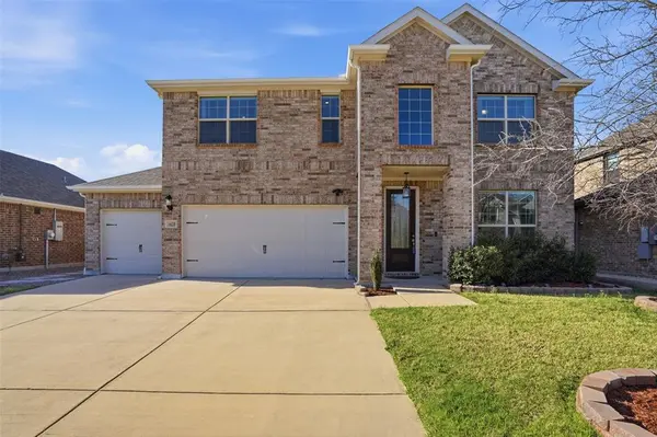 1620 Berry Ridge Trail, Aubrey, TX 76227