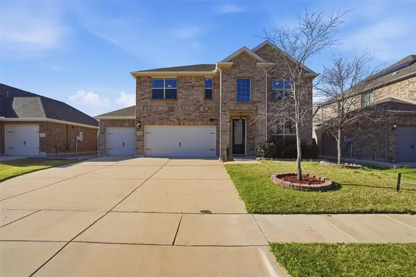1620 Berry Ridge Trail, Aubrey, TX 76227