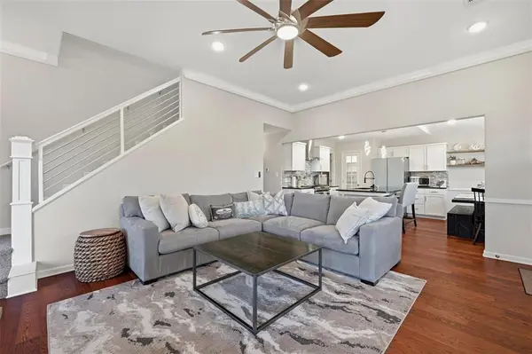 404 Hacienda Drive, Pottsboro, TX 75076