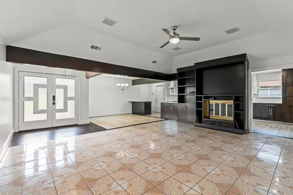 1938 Merrimac Trail, Garland, TX 75043