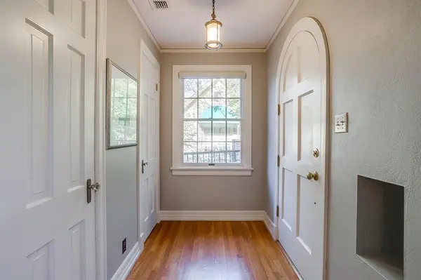 2027 Glenco Terrace, Fort Worth, TX 76110