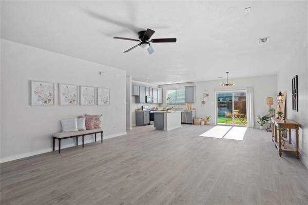 1110 Greywood Drive, Van Alstyne, TX 75495