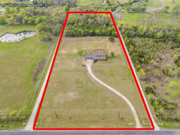 7516 Fm 121, Van Alstyne, TX 75495