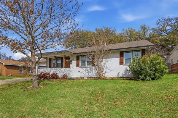 4755 Westcreek Drive, Fort Worth, TX 76133