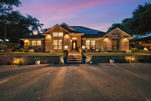 1301 Alford Drive, Hillsboro, TX 76645